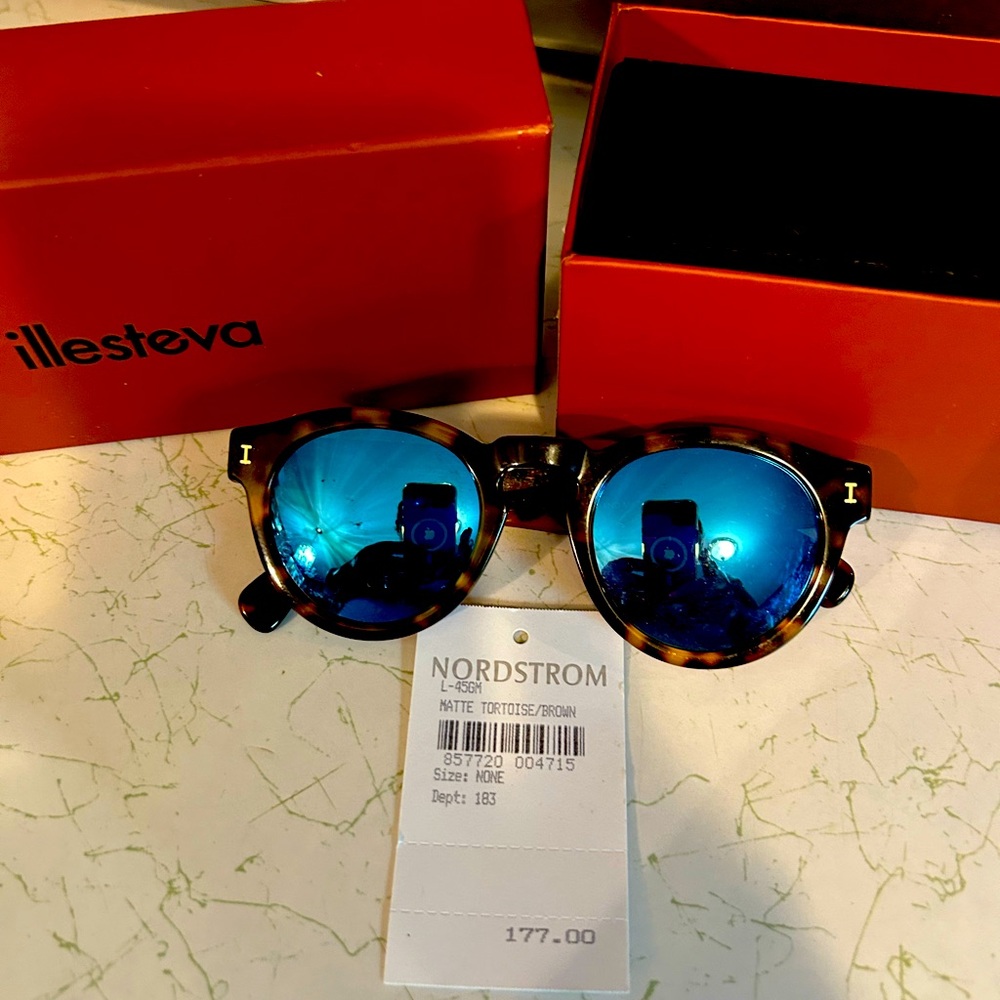 Sun glasses